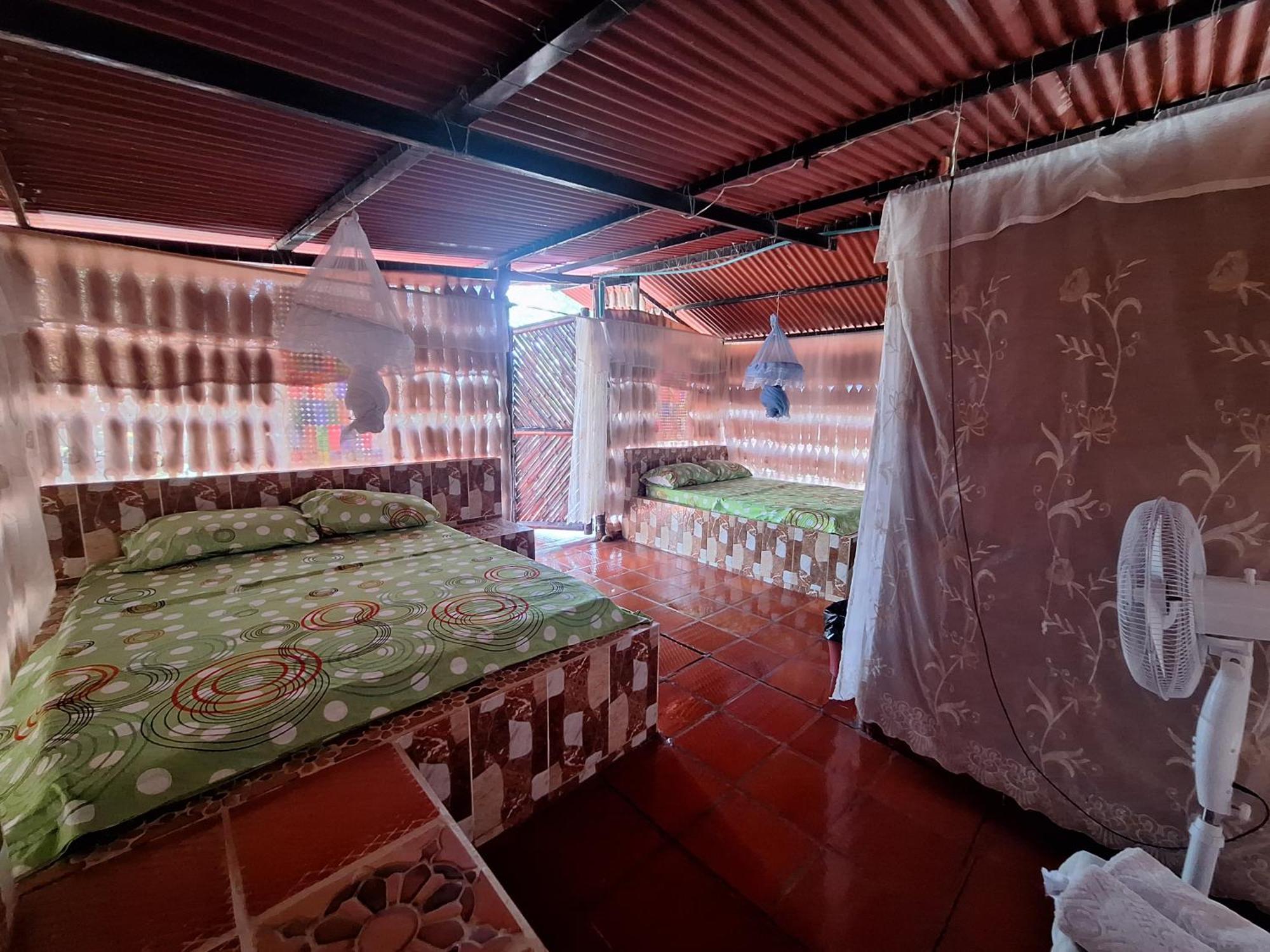 Alojamiento Casa De Campo Los Cactus Villavieja Bagian luar foto