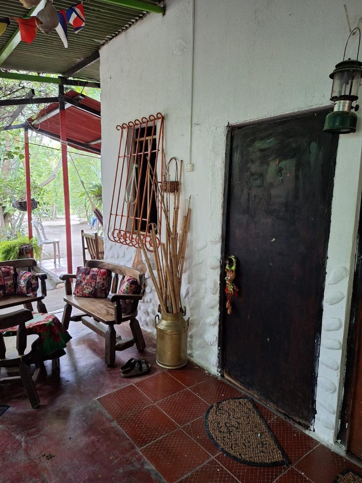 Alojamiento Casa De Campo Los Cactus Villavieja Bagian luar foto
