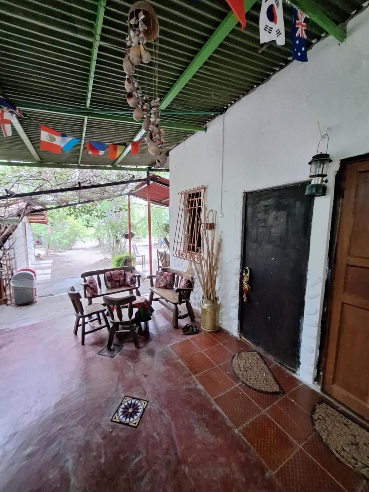 Alojamiento Casa De Campo Los Cactus Villavieja Bagian luar foto