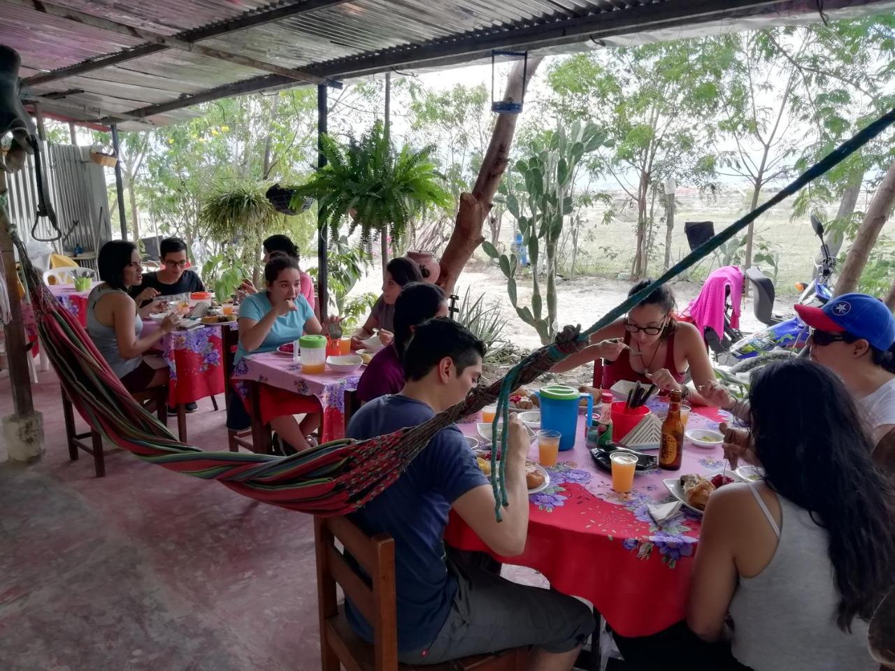 Alojamiento Casa De Campo Los Cactus Villavieja Bagian luar foto